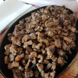 My 1-lb NY carne asada skillet!! Always so delicious!! Yumminess!! Didn't eat beef for 1 week, this how i celebrate!! Swoop!!