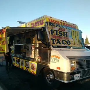 a food truck parked in a parking lot