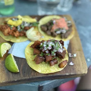 3 tacos