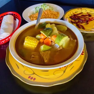 Caldo de Res