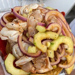 Agua chiles con Tostitos y flamin hot Doritos