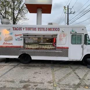 Tacos y tortas estilo mexico