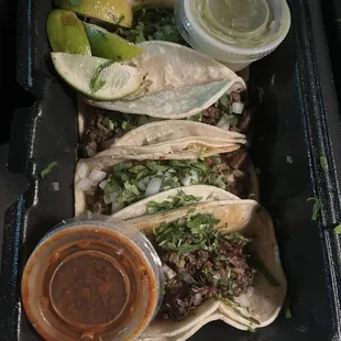 Tacos Y Tortas La Reyna Azteca
