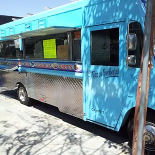 a blue food truck