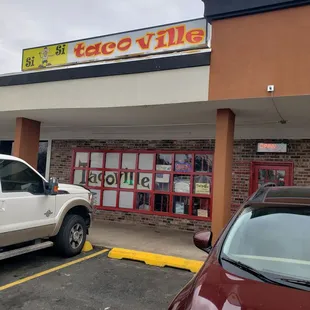 Storefront/street view