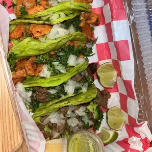 Tacuties (half pastor half bistek)