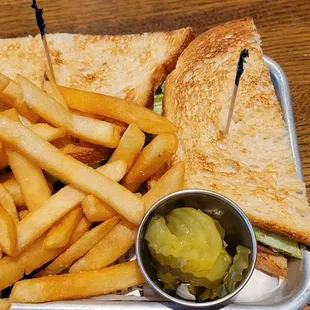 BLT &amp; FRIES