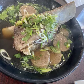 P9. Bone-In Short Ribs Pho