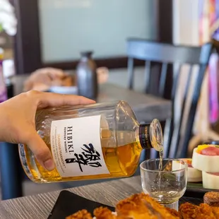 We offer a wide variety of over 30 types of the best Japanese sake for you to choose from everyday.