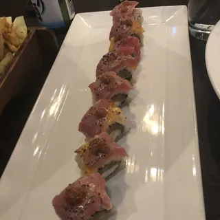Seared Peppered Tuna Roll
