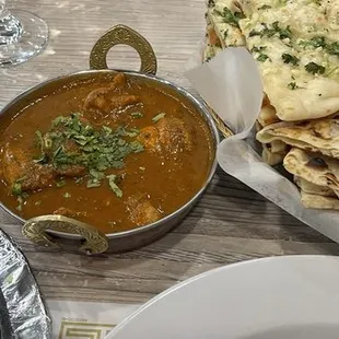 Garlic Naan and paneer tikka masala