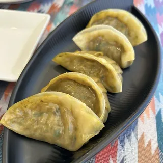 Steamed Vegetable Momos