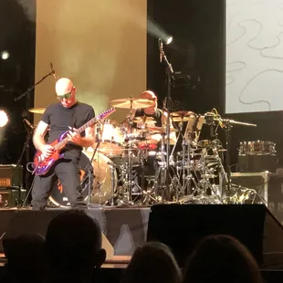 Joe Satriani working it! Oct 2022