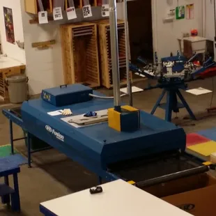 TAG&apos;s Dryer &amp; manual Press