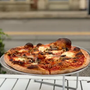 Build your own pizza