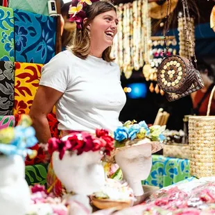 Tahitian Treasures sales supervisor