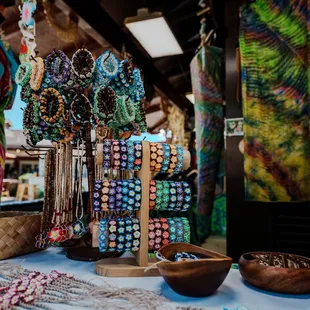 Tahitian Treasures children's bracelets