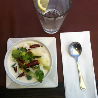 Tom Kha