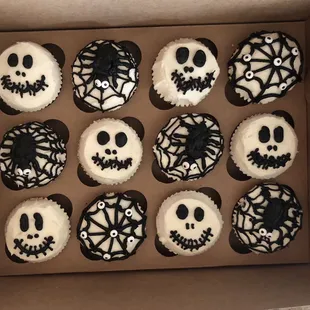 Halloween cupcakes