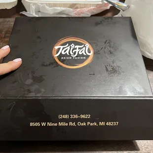Packaging used for the sushi rolls