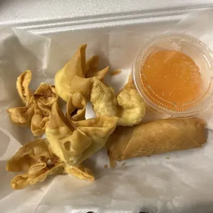 Crab Meat Wontons Spring Roll*