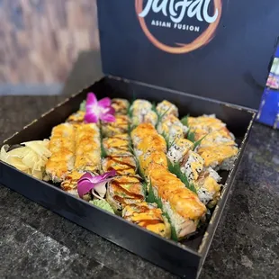 Dynamite roll (cooked), Salmon Beach roll (specialty), Malibu (specialty/new roll), Spicy Tuna roll (raw)