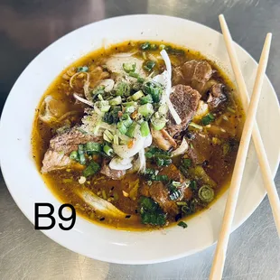 B9- mì bò kho