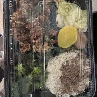 D.17. Popcorn Chicken Rice Plate