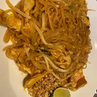 Chicken pad thai