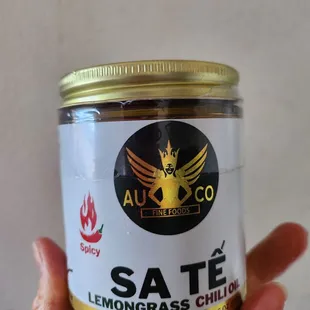 Expensive $5.99 but mostly greasy oil, not much lemongrass chili paste
