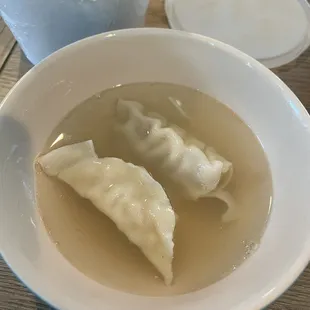Wonton soup