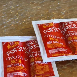 Love the to go sauce included in bag