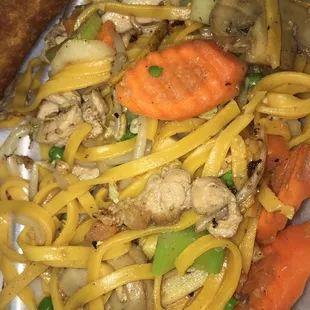 Chicken lo mein