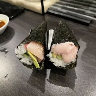 Yellowtail Handroll