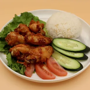 Vietnamese Traditional Sauce Wings with White Rice