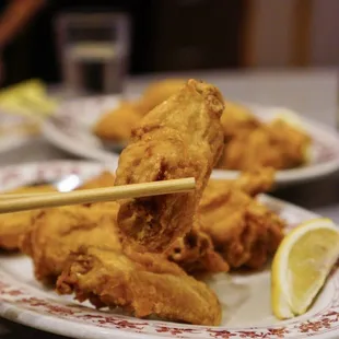 Fried Chicken Wings - IG: @nelson_eats