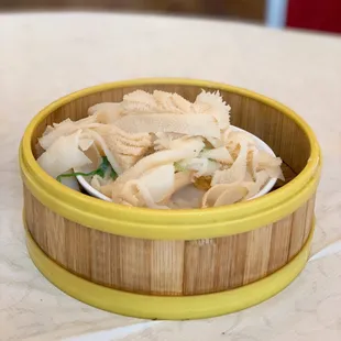 Beef tripe with ginger and onion