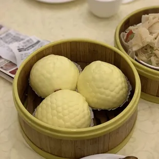 Egg Custard Bun