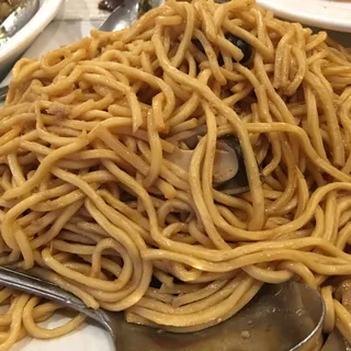 Crab Meat E-Fu Noodle