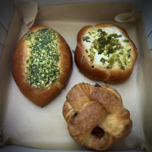 Garlic butter bun, green onion bun, rhubarb