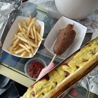 Combo 6 (Corndog, fries, and med drink)