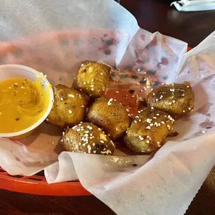 Pretzel Bites