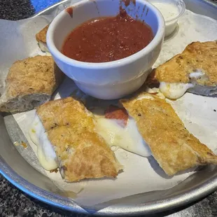 Pepperoni bites