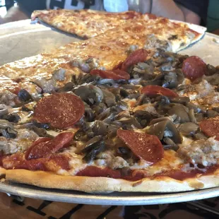 16" pizza 1/2 cheese and 1/2 pepperoni, sausage, mushroom