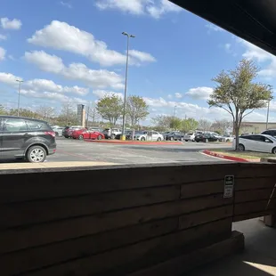 Beautiful view of the Pacific ocean from the patio...oops, this is Dallas, not Hawaii. Oh well, one can wish.