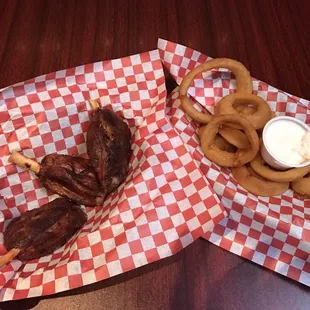 Hog wings &amp; Rings