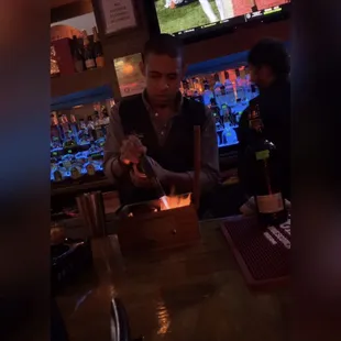 Bar tender