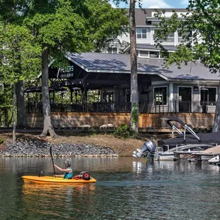 J.R. Cash's bar and grill is close by