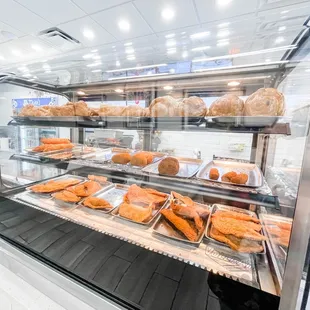 Hot savories like rellenos (potato stuffed varieties) and empanadas.