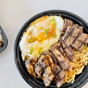 Noodle with Black Pepper Sauce + Meat (Sweet Short Ribs)